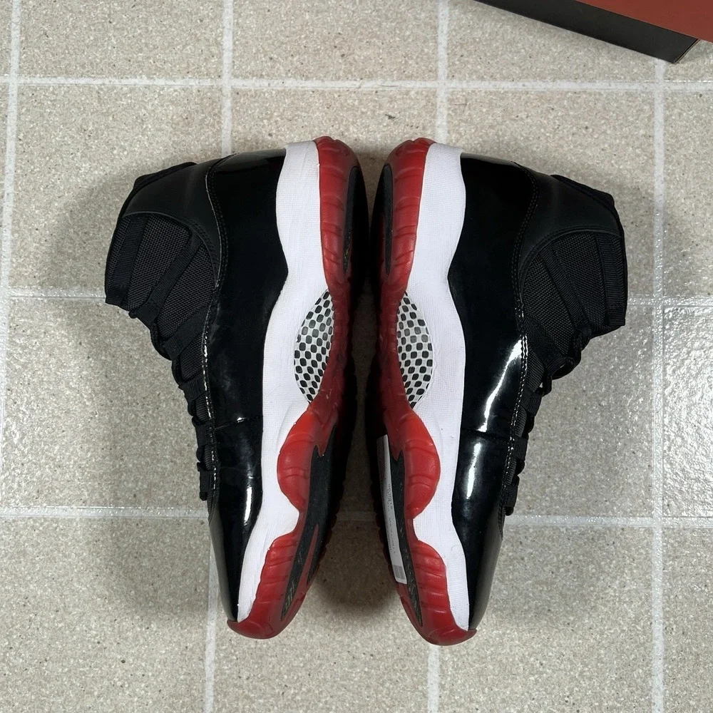Jordan 11 Retro High Bred 2019 Size 11 Pre-Owned 378037-061 Black Red - Picture 9 of 10